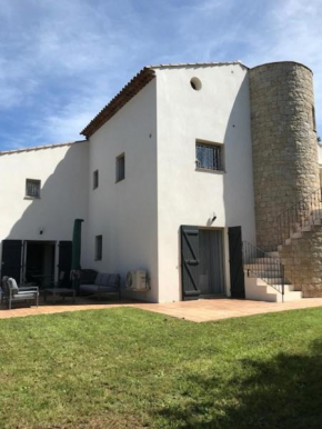Studio classé 3 étoiles de 36 m2, indépendant dans villa avec piscine